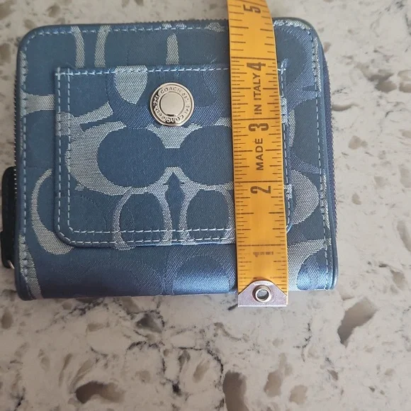 Coach Blue Wallet NWOT - Picture 11 of 11